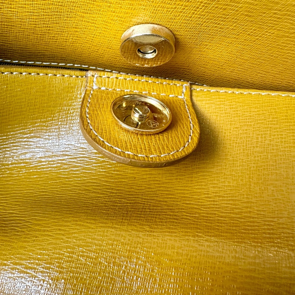 Burberry  Handbag - Picture 15 of 16